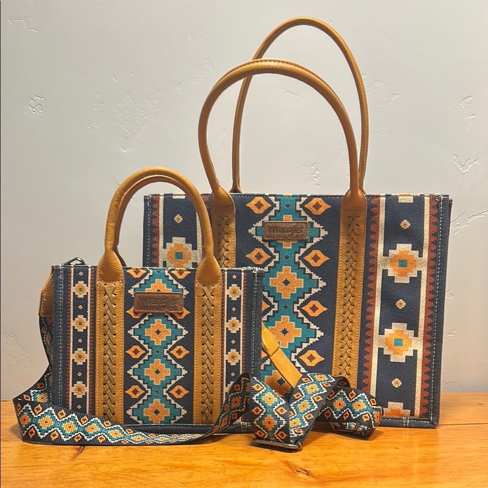Wrangler Blue and yellow Tote Bag and purse set
